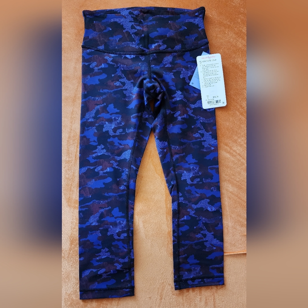 NWT Wunder under crop III 4